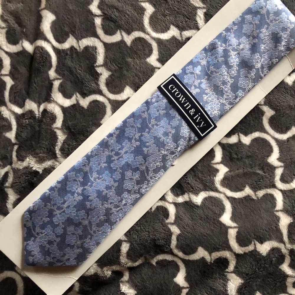 NWT blue silver men’s tie